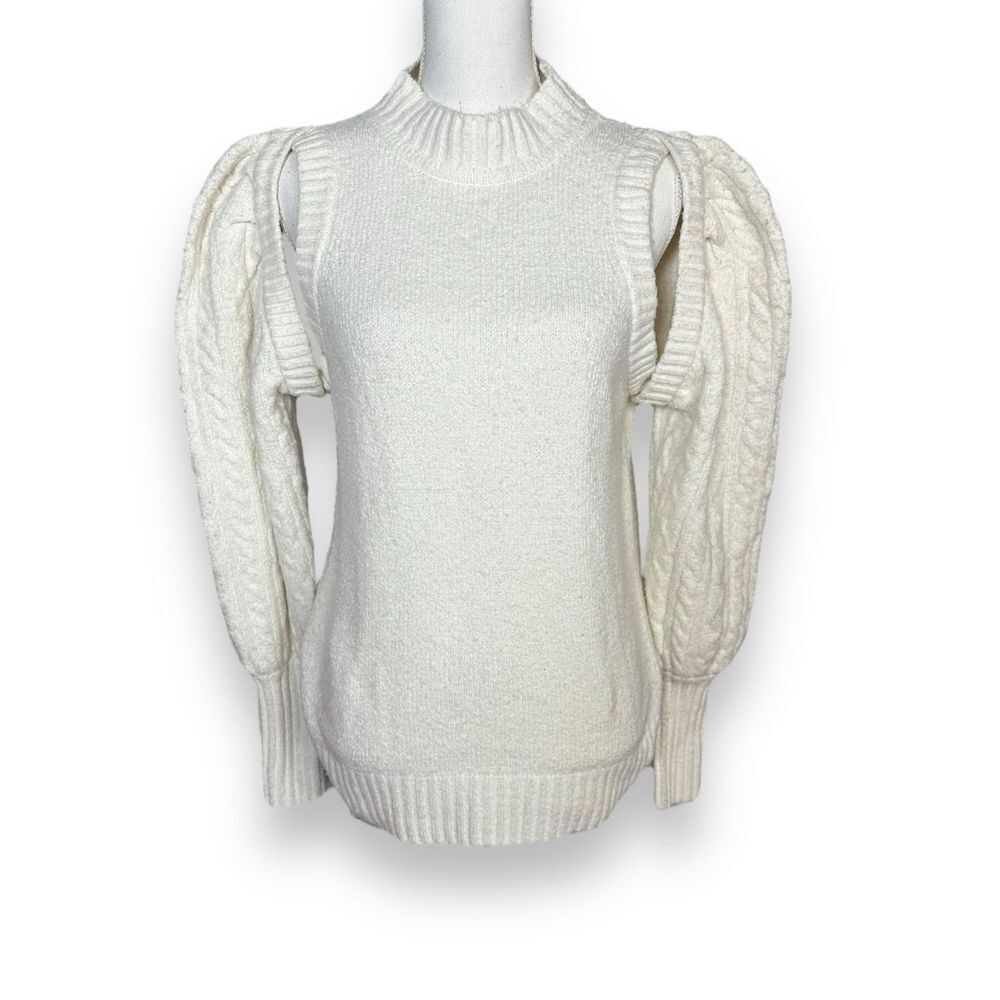 Design History Cut Out Sleeve Soft Cozy Sweater M NWT
